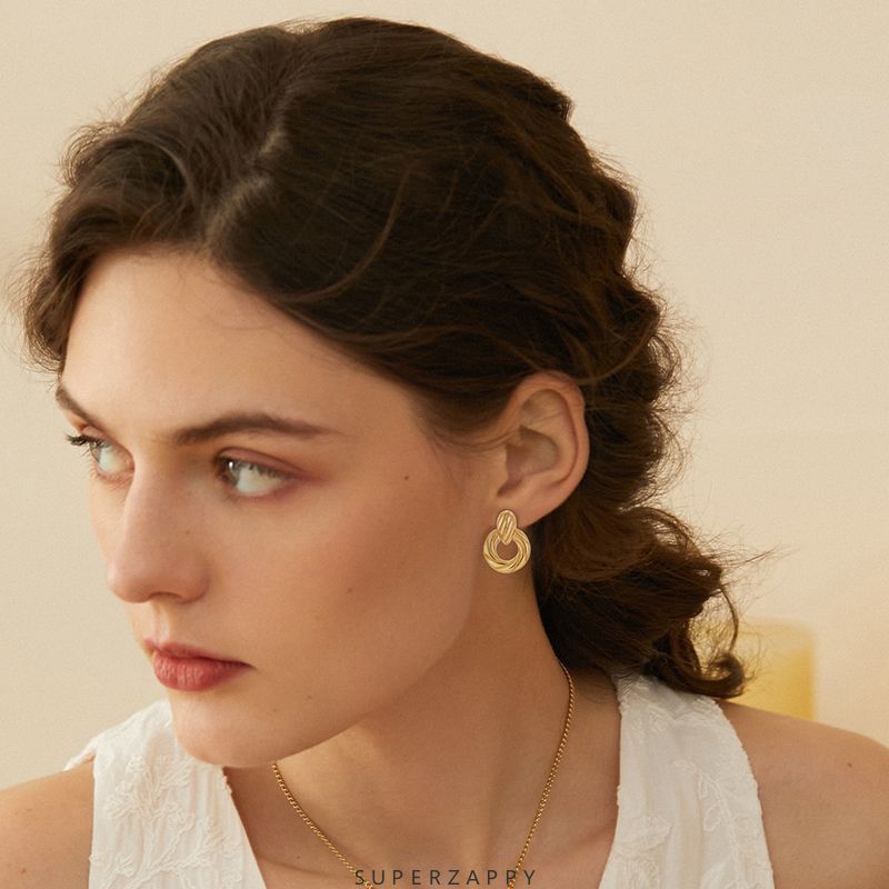 Geometric  Vintage-Inspired Twist Hoop Earrings