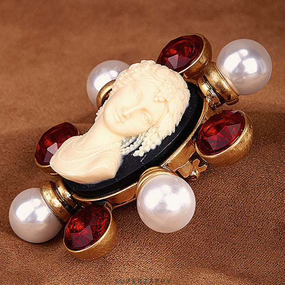 Regal Cameo Lady Pearl Floral Brooch Pin