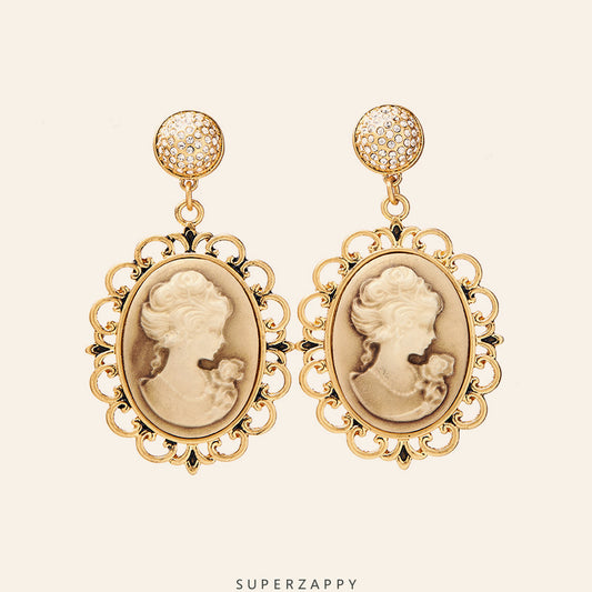 Cameo Oval Earrings with Engraved Lady Portrait