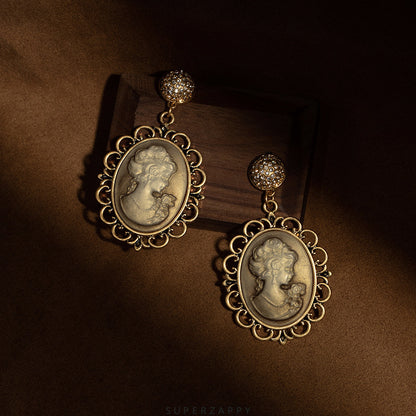 Cameo Oval Earrings with Engraved Lady Portrait